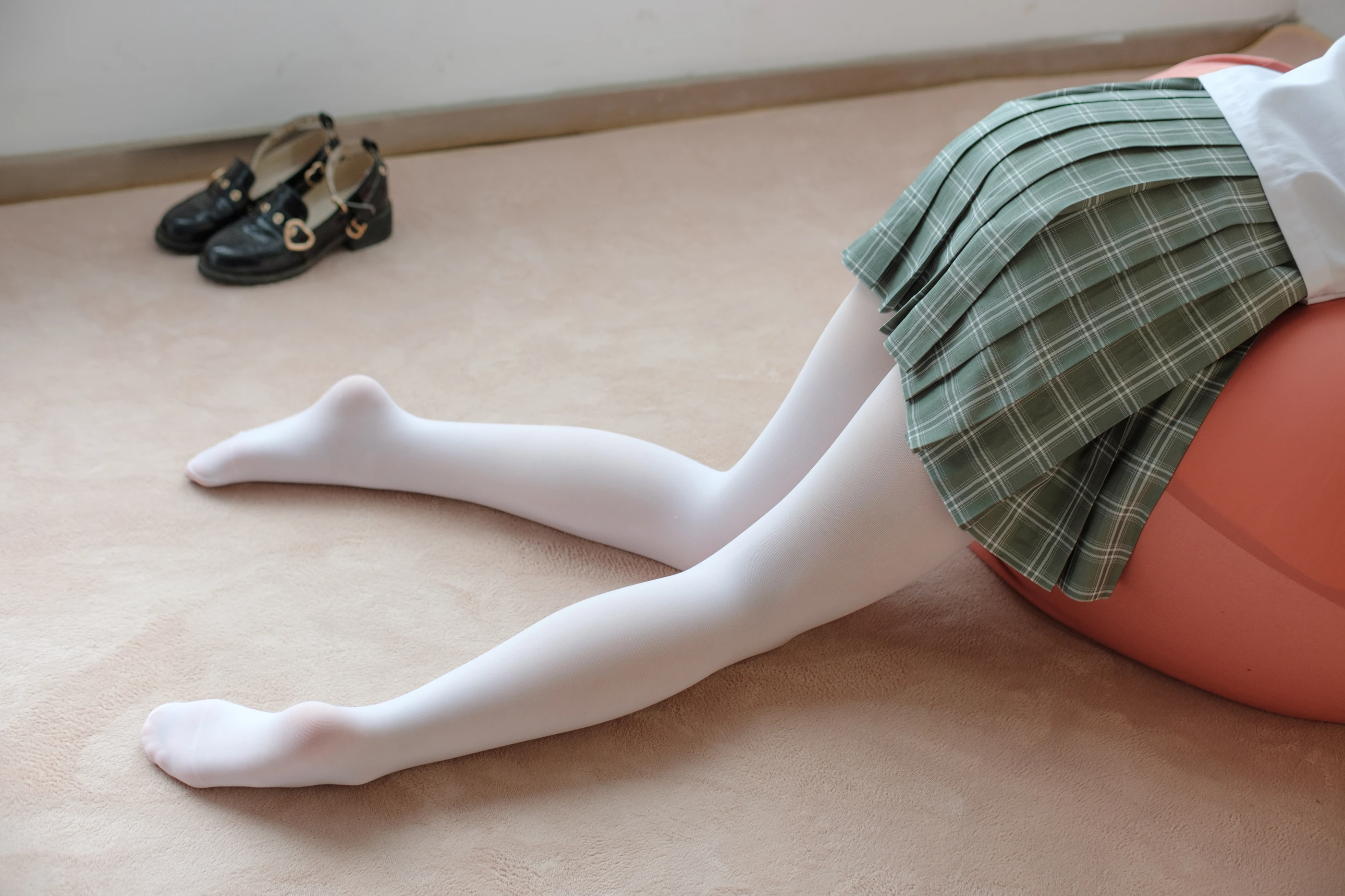 森萝财团 [BETA-023] JK白丝少女的美足 [88P]插图8
